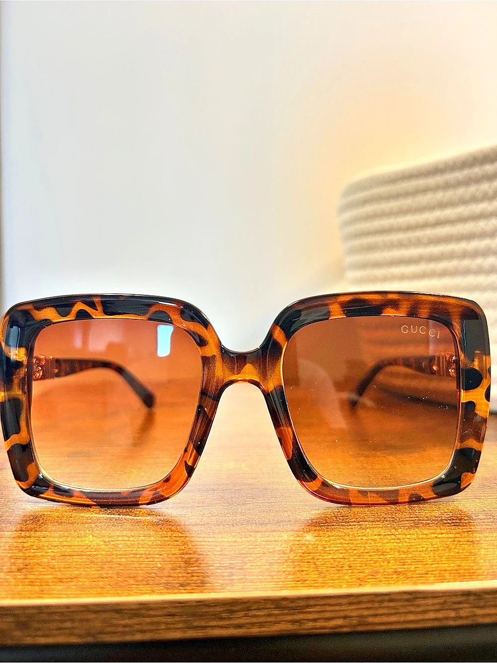 Gucci GG1300S Square Tortoiseshell Sunglasses Brown & Black Like New